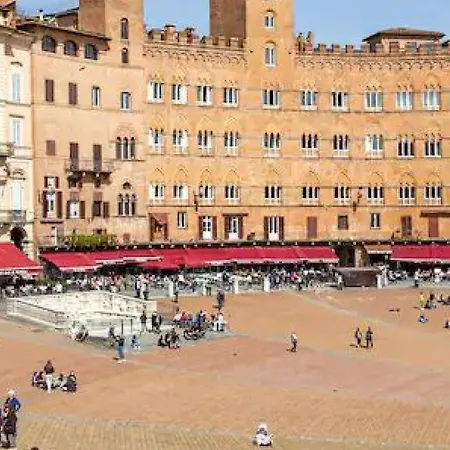 Apartament The Balcony - Piazza Del Campo Siena