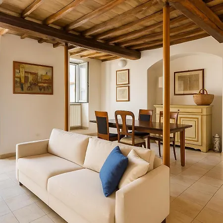 The Balcony - Piazza Del Campo Apartment *