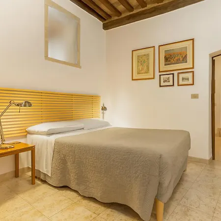 Apartment The Balcony - Piazza Del Campo Siena